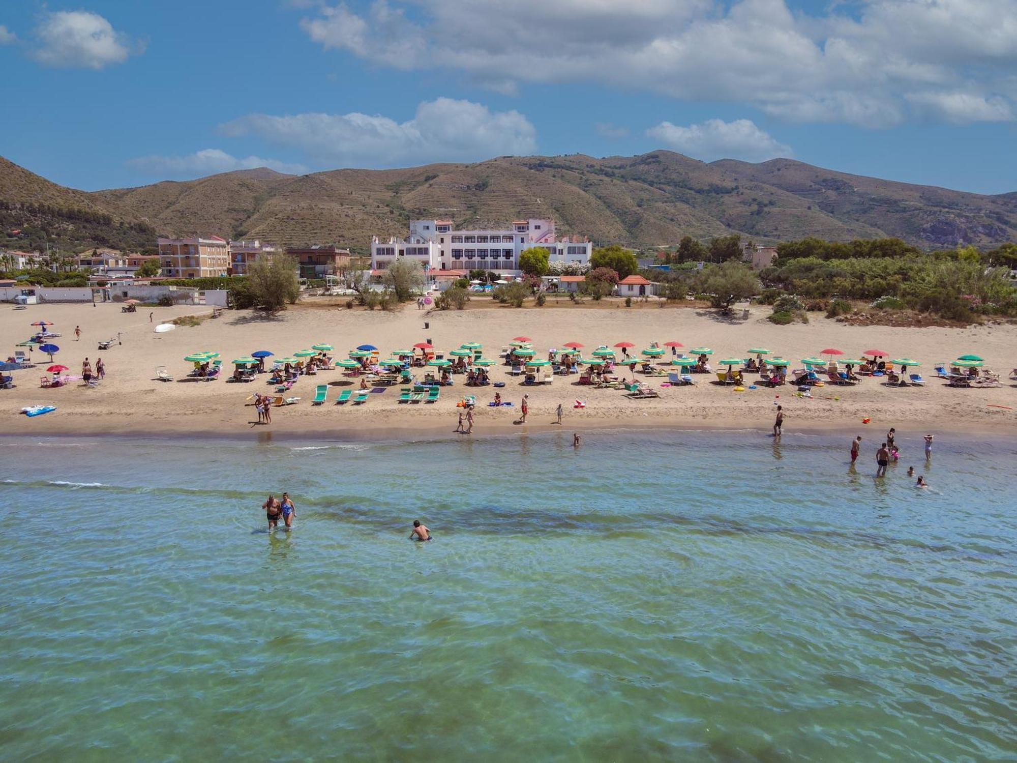 מונדרגונה International Resort מראה חיצוני תמונה